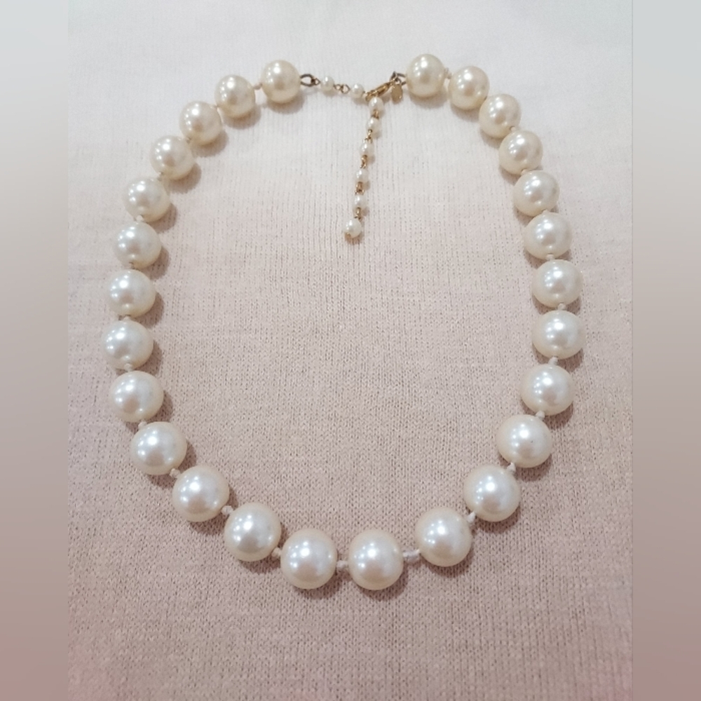 MONET Chunky Large Faux Pearl Hand Knotted Pearl Necklace 16-18"
